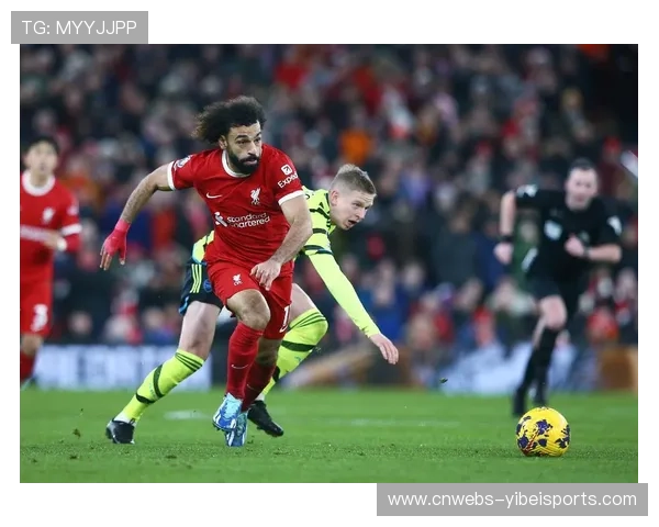 萨拉赫替补待命引发关注,利物浦锋线调整应对密集赛程 萨拉赫替补待命引发关注,利物浦锋线调整应对密集赛程